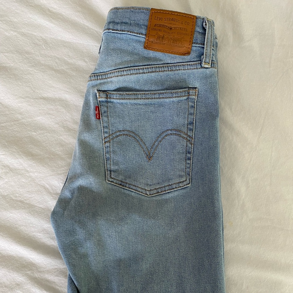 Levi’s Jeans - Women’s Wedgie Straight Leg